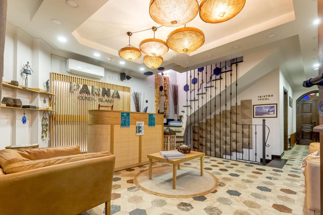 Parna Hotel Cunda Exterior photo