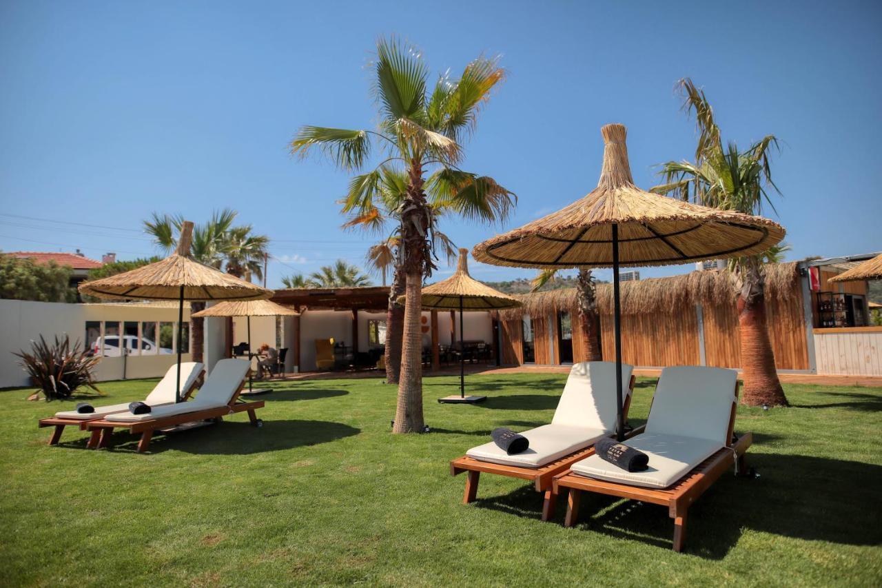 Parna Hotel Cunda Exterior photo