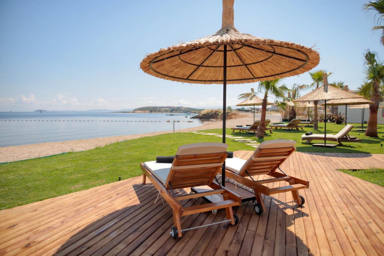 Parna Hotel Cunda Exterior photo
