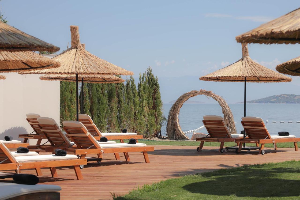 Parna Hotel Cunda Exterior photo