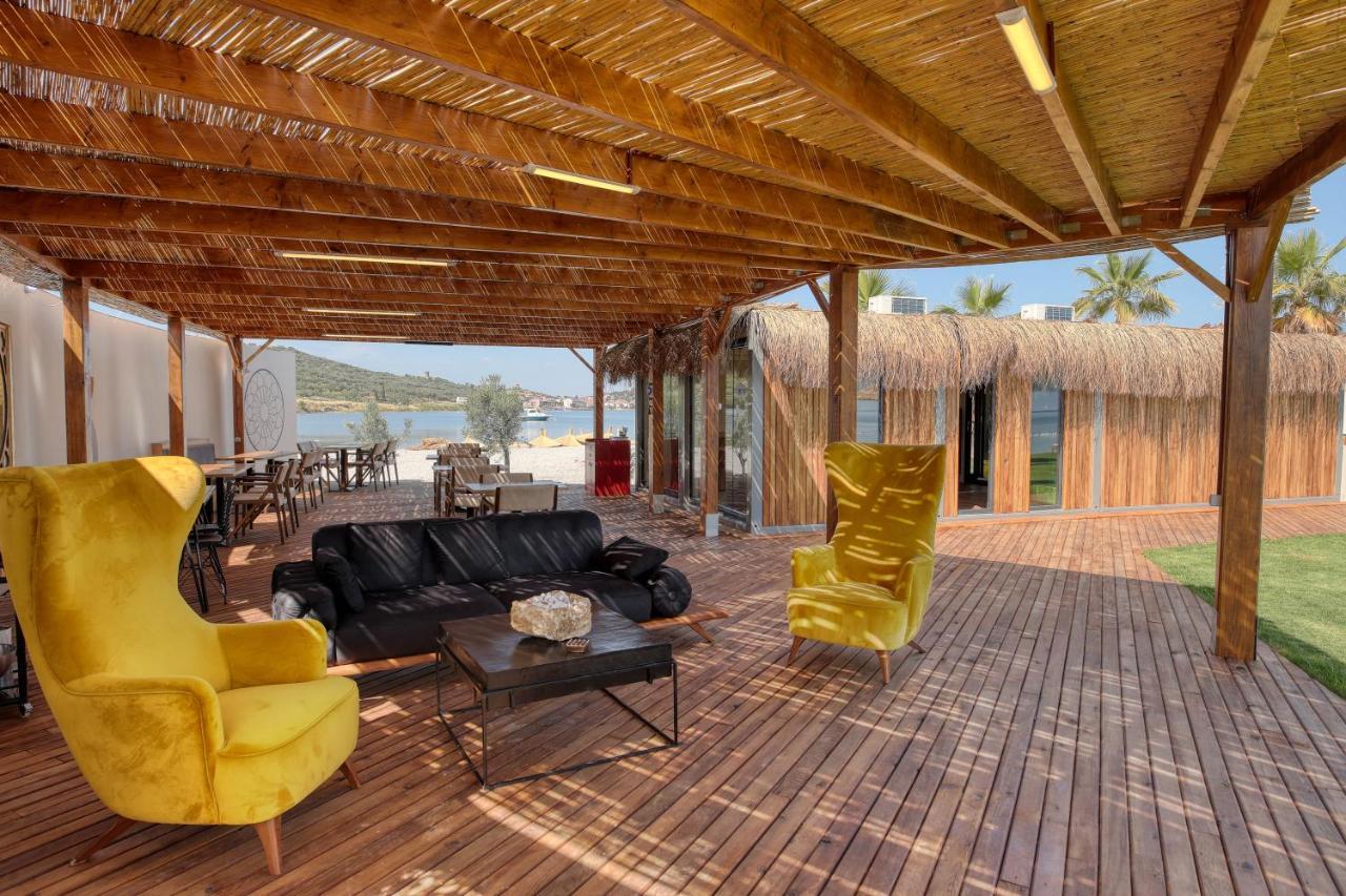 Parna Hotel Cunda Exterior photo